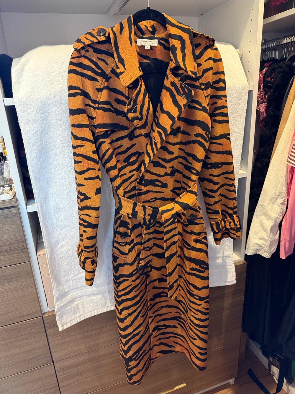 Adam Lippes Black and Gold Tiger-Print Trench Coat - Picture 6 of 10